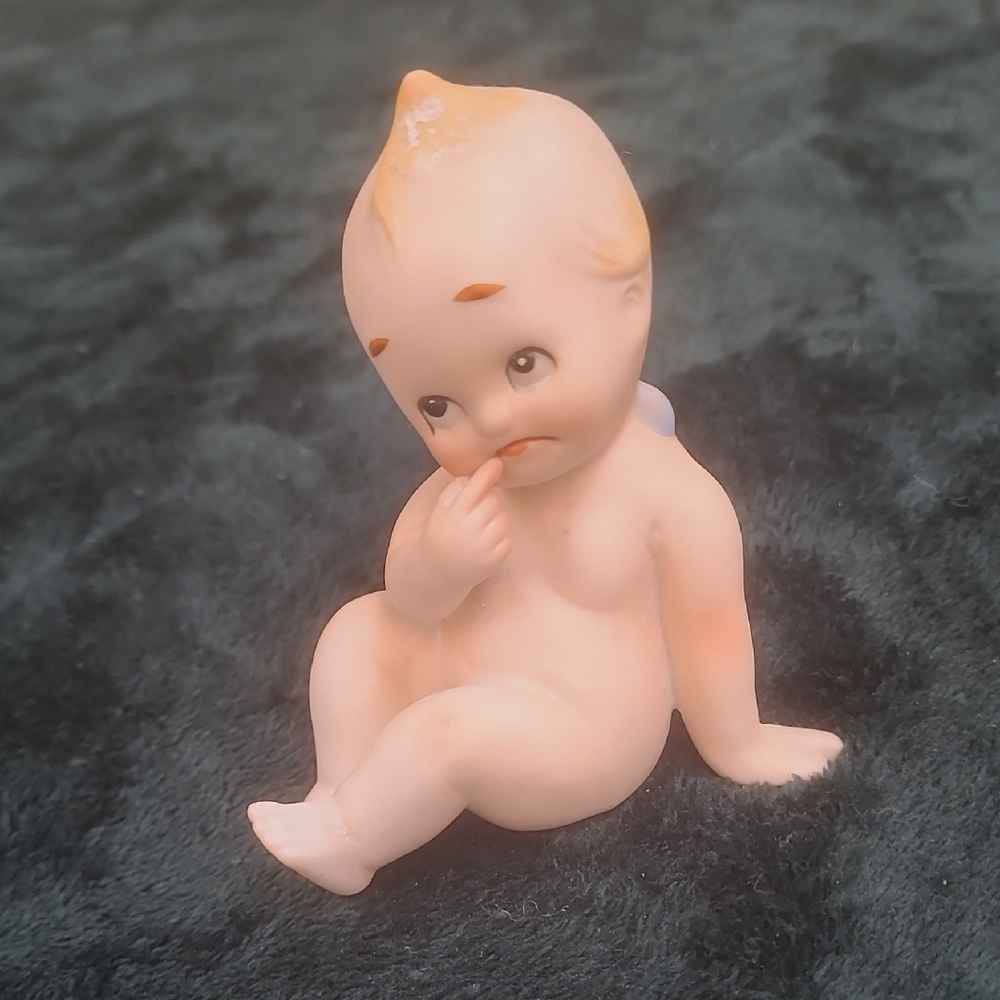 Charming Nude Baby Figurine No damage